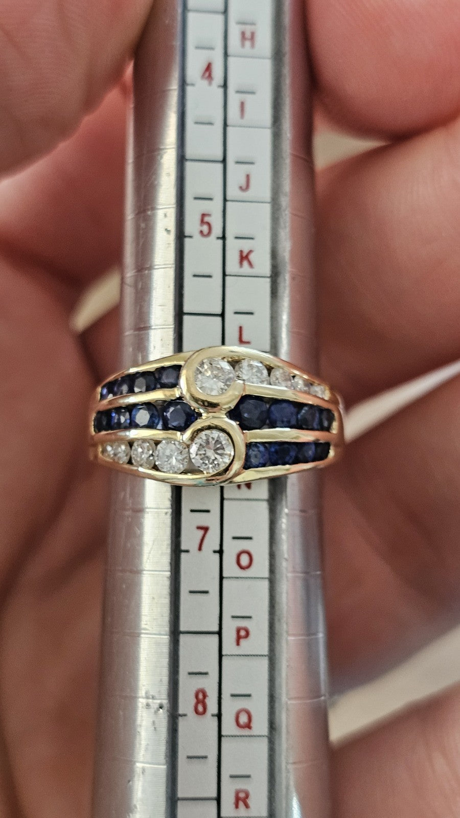 ​18ct Yellow Gold Natural Sapphire & Diamond Crossover Ring (1.50tcw) - Size M