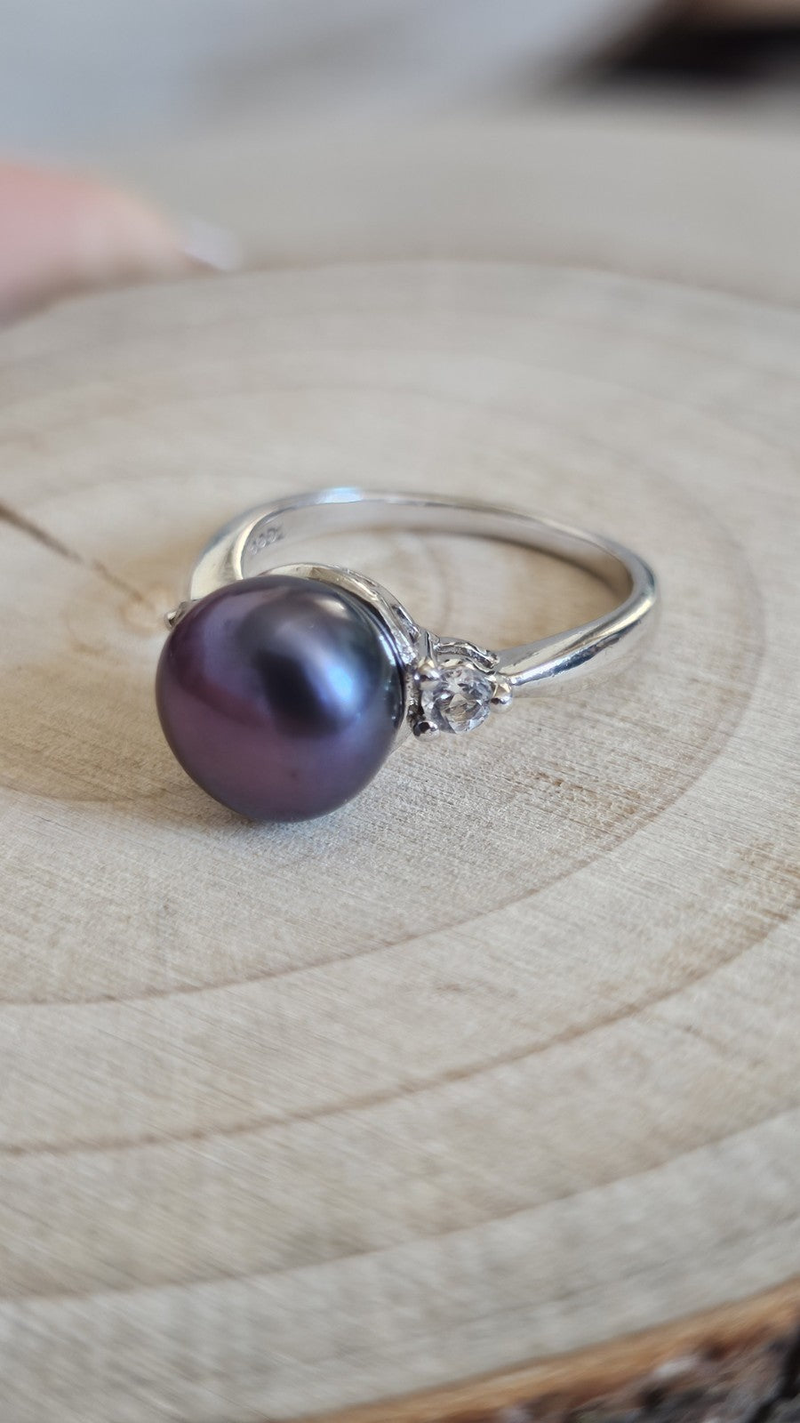 TGGC 925 Sterling Silver Peacock Pearl & Zircon Ring Size P 1/2