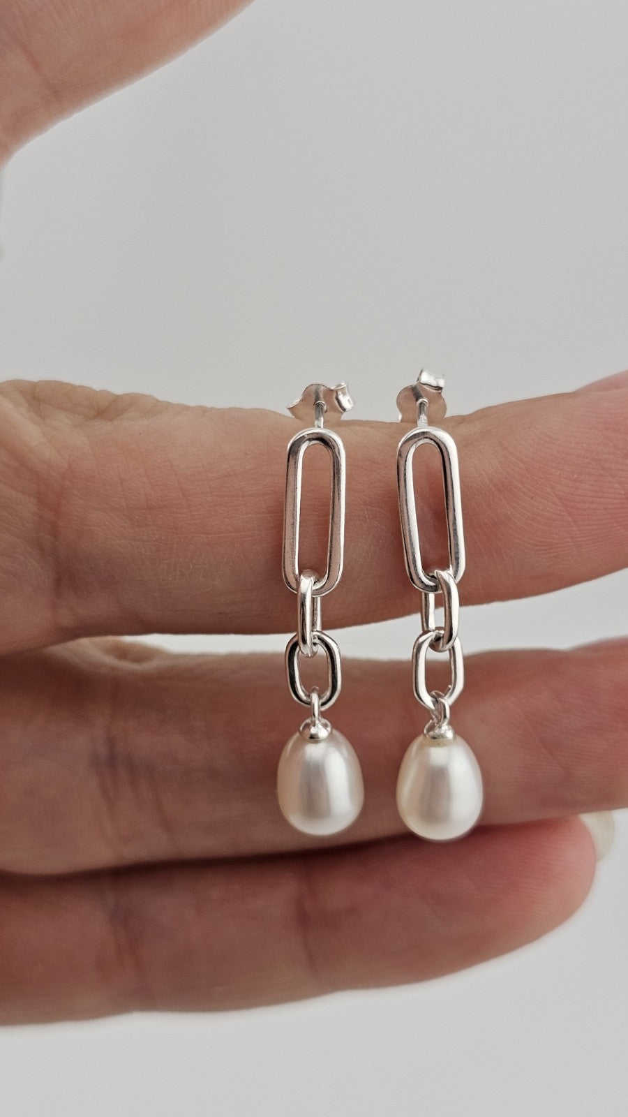 925 Sterling Silver Pearl Drop Dangle Earrings – New Boxed, 33mm length 