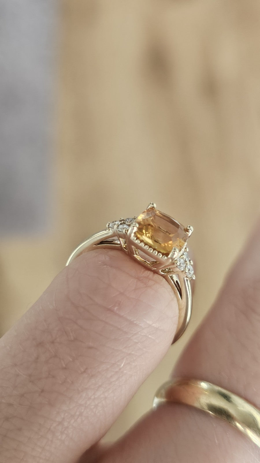 9ct Yellow Gold Natural Citrine & 0.13ct Diamond Ring Size K 1/2 Hallmarked