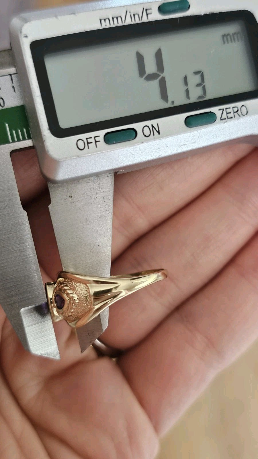 9ct Yellow Gold Amethyst Three Stone Statement Ring Size Q Hallmarked 3.60g