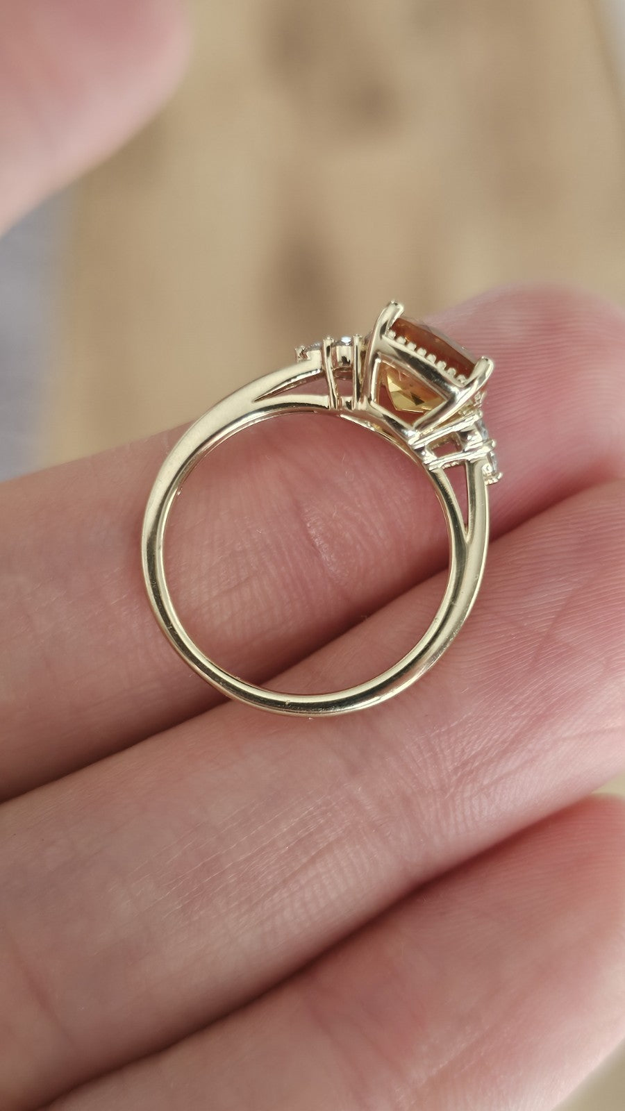 9ct Yellow Gold Natural Citrine & 0.13ct Diamond Ring Size K 1/2 Hallmarked