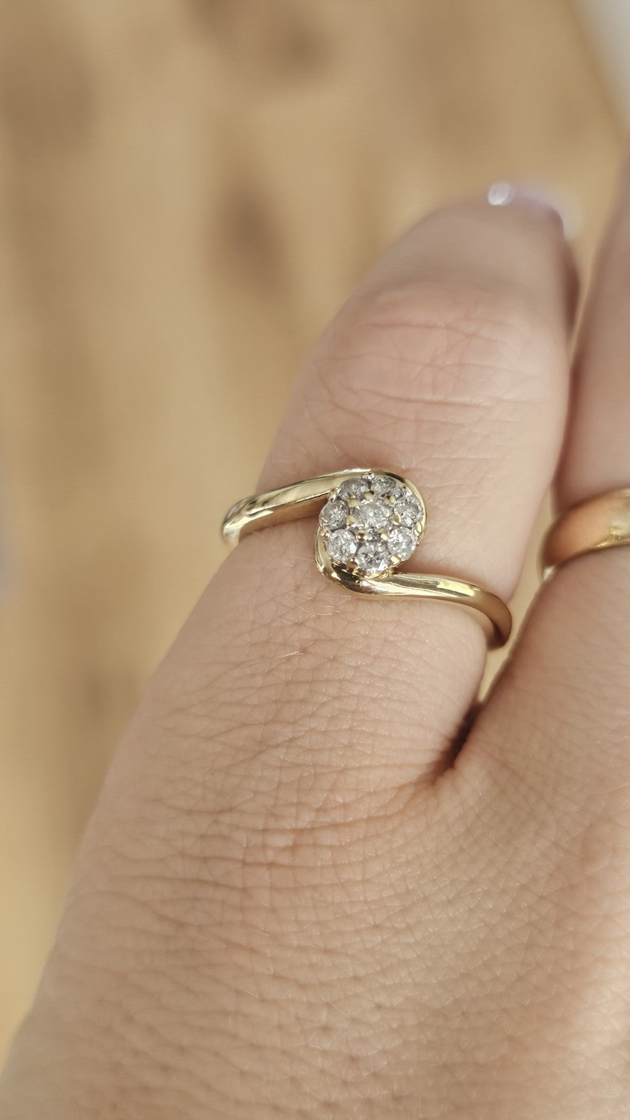 9ct Yellow Gold 0.25ct Natural Diamond Cluster Twist Ring Size O