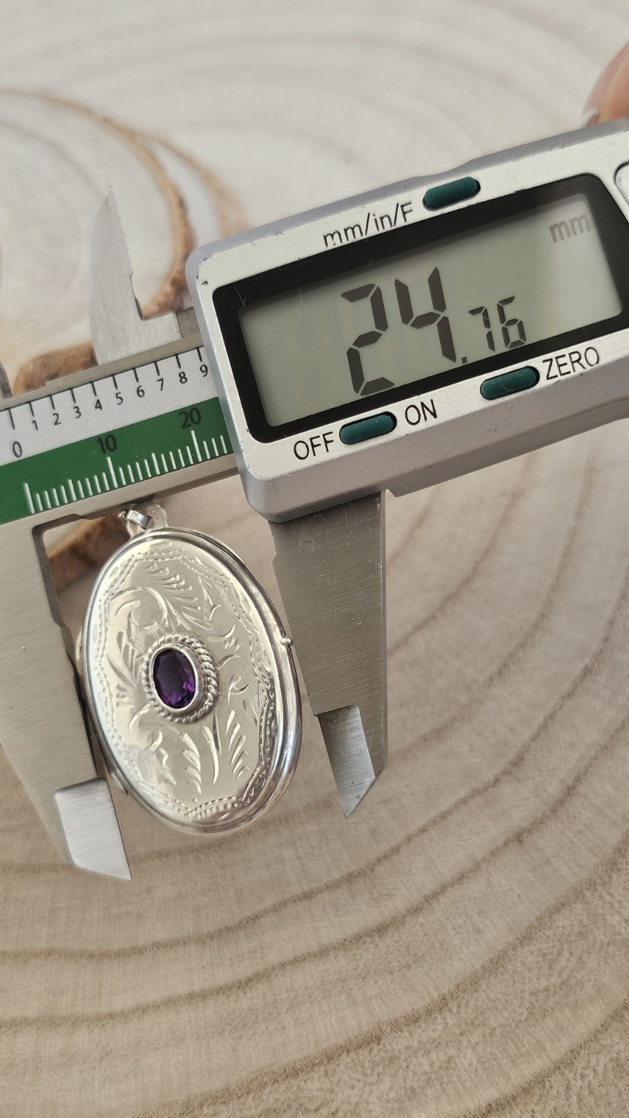 925 Sterling Silver Amethyst Locket Pendant Engraved Floral 7.87g 43mm