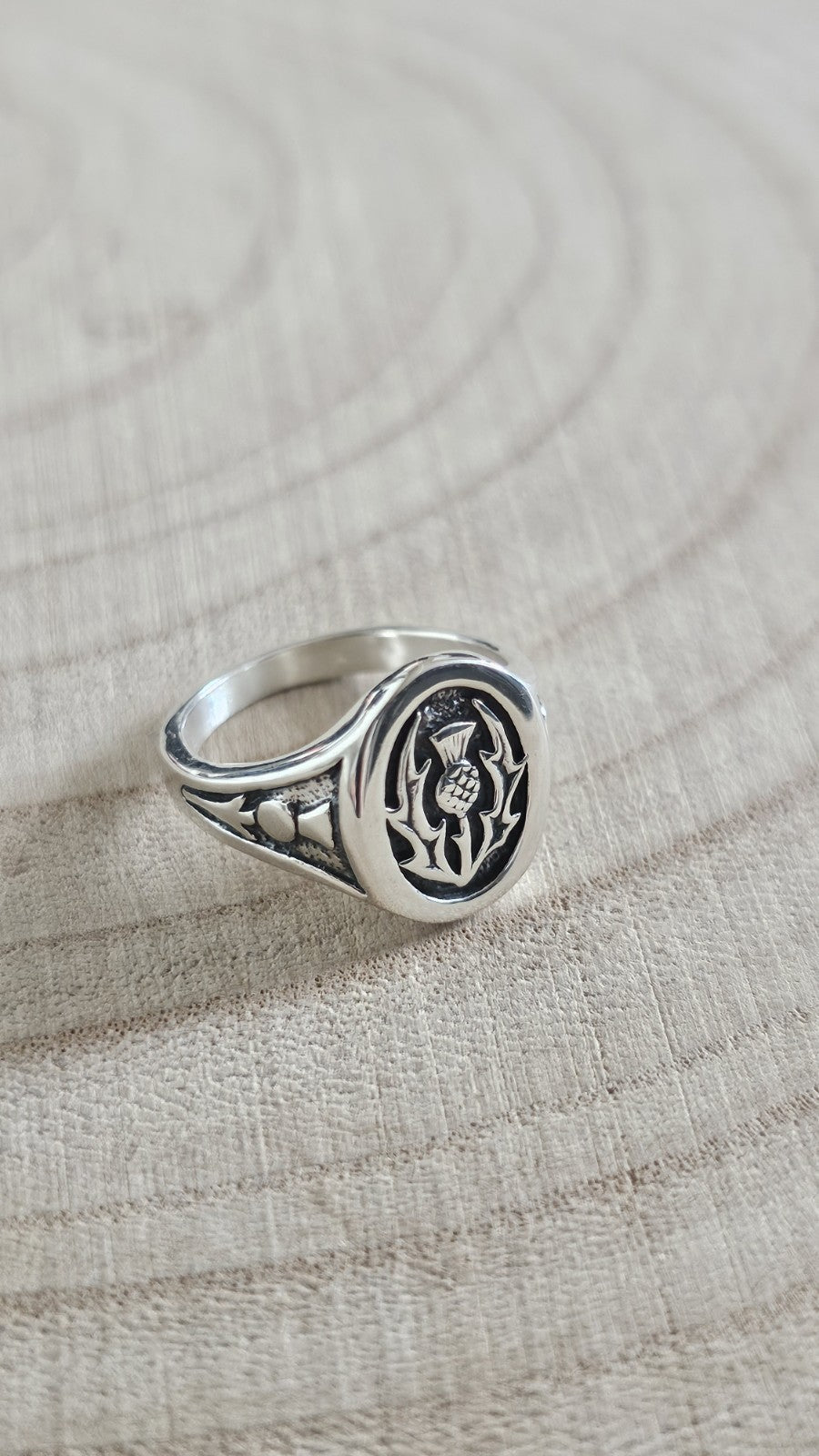 925 Sterling Silver Scottish Thistle Signet Ring – Size T – Hallmarked 8.60g