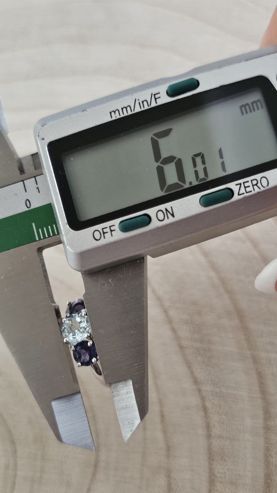 9ct White Gold Natural Aquamarine & Iolite Trilogy Ring Size L Hallmarked