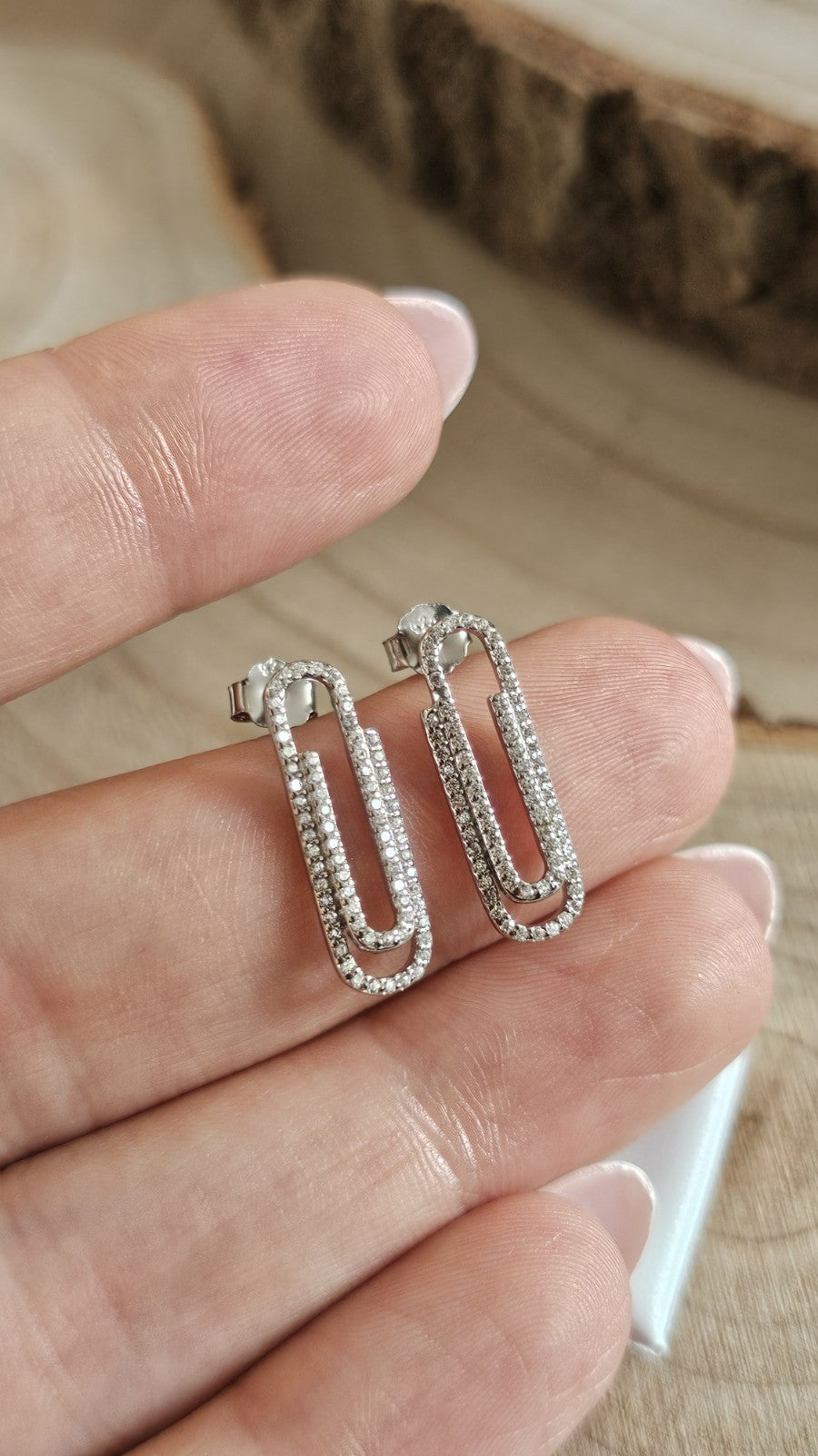 925 Sterling Silver CZ Paperclip Stud Earrings Sparkling Link Design