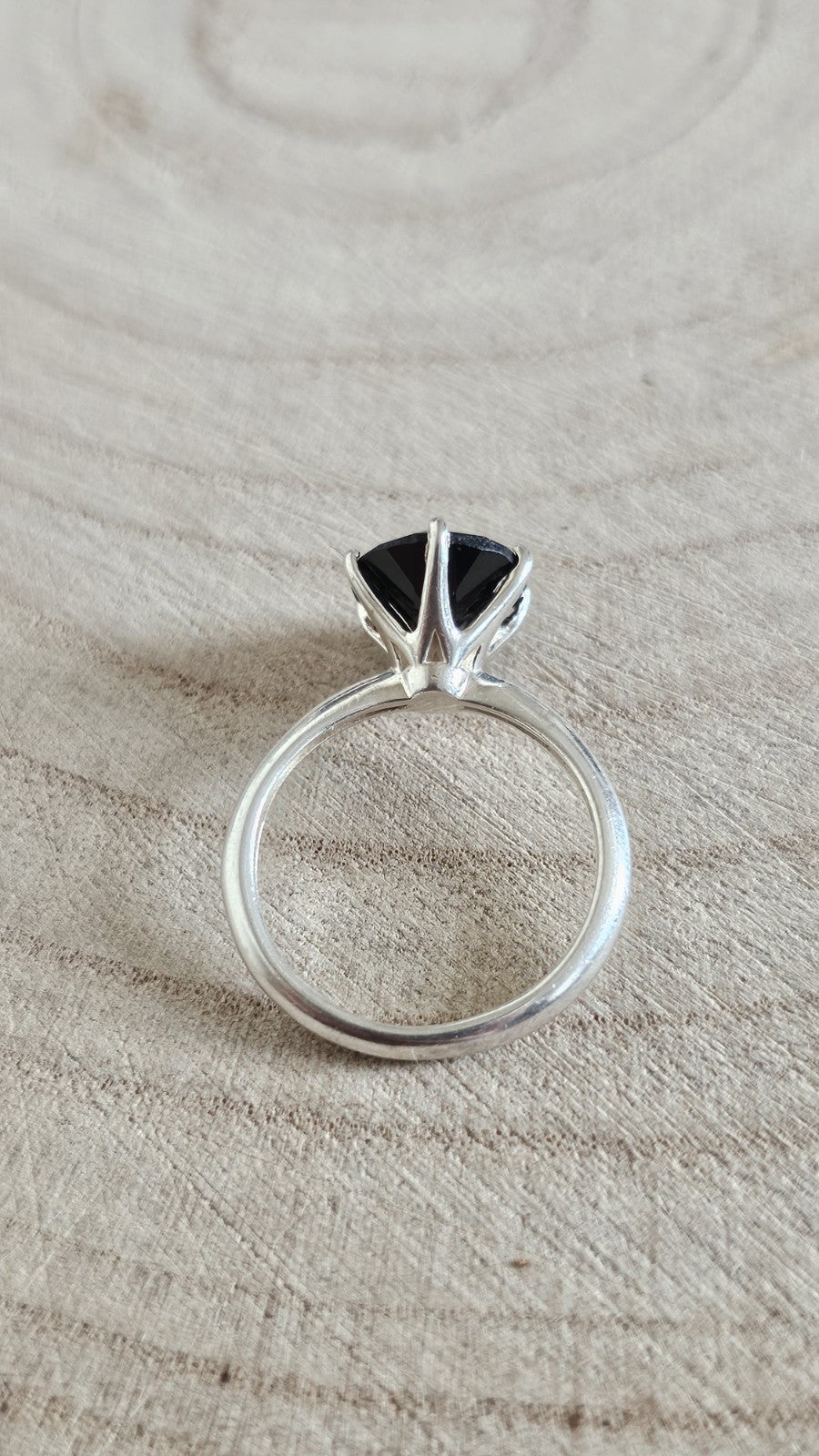 925 Sterling Silver Black Spinel Solitaire Ring – Size P 1/2 – 3.29g