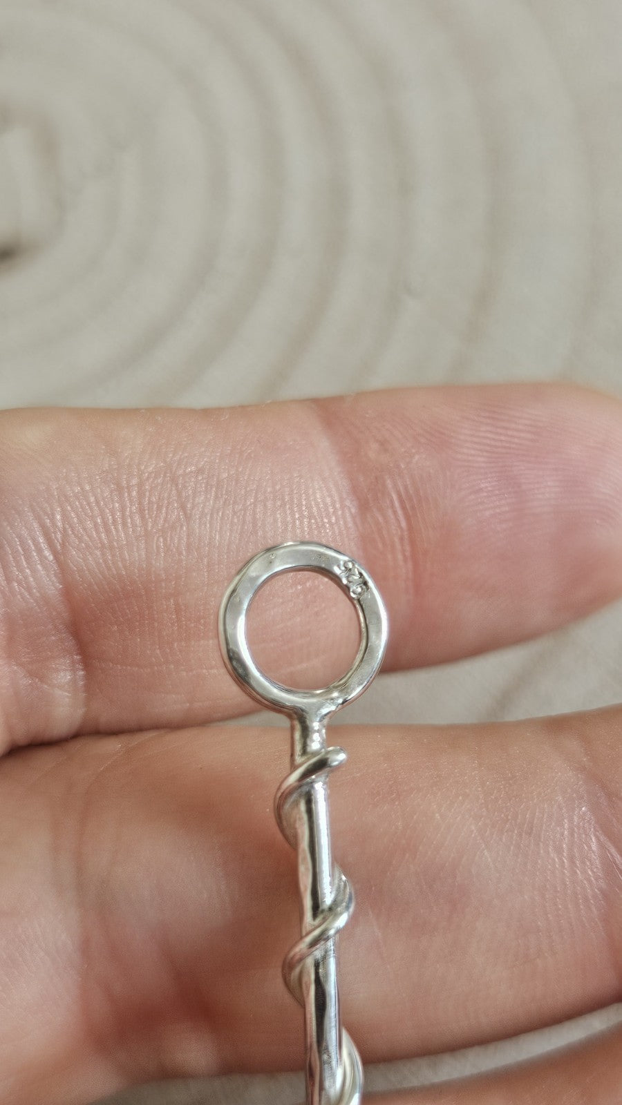 925 Sterling Silver Twisted Bar Pendant Charm 2.27g Stamped 925