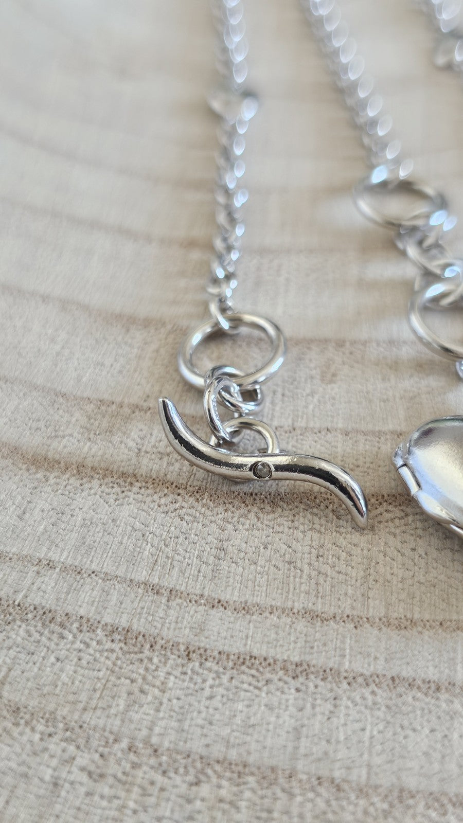 Hot Diamonds 925 Sterling Silver Heart Locket Diamond T-Bar Necklace 22–23"