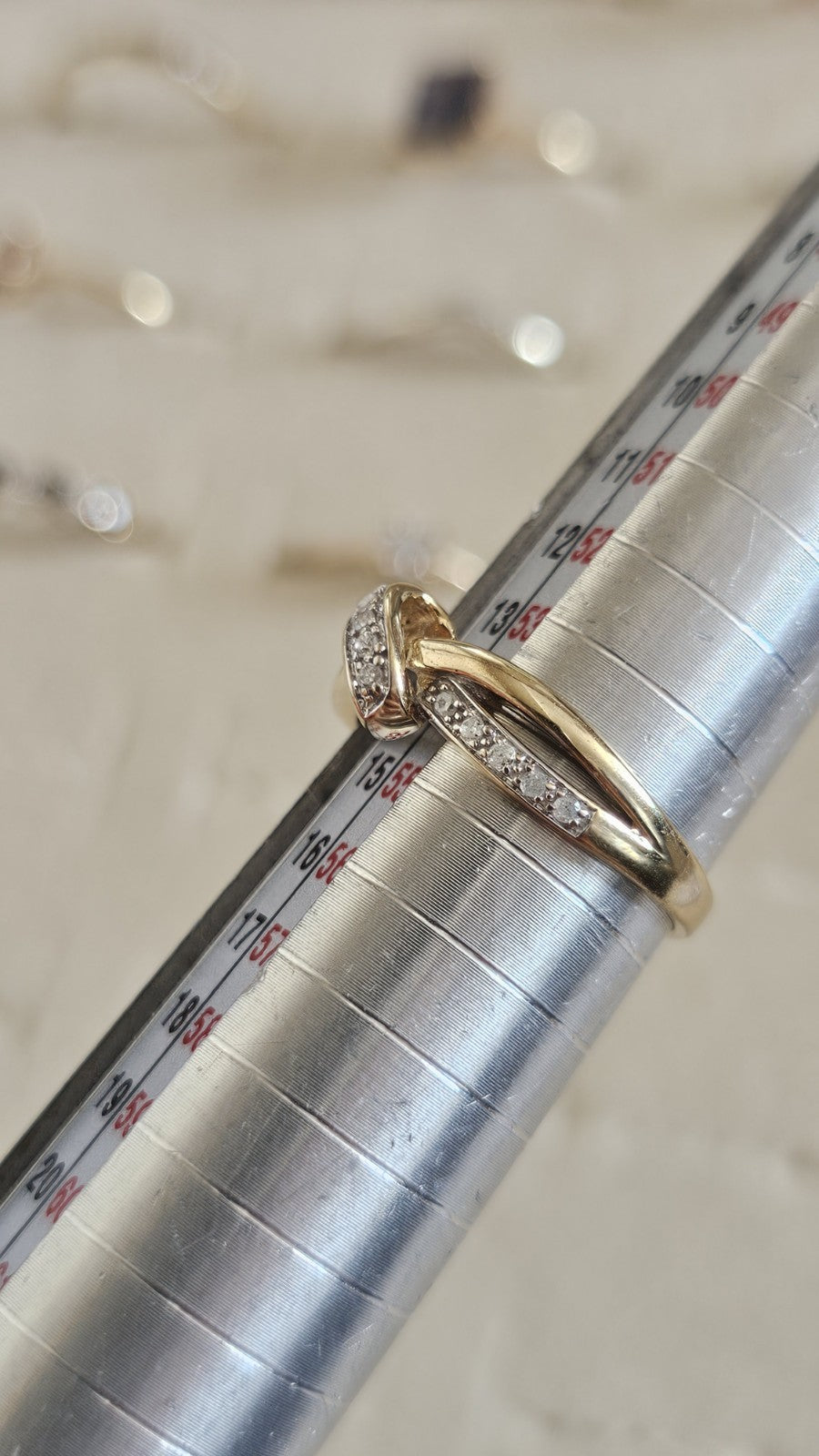 9ct Yellow Gold 0.10ct Diamond Crossover Ring Size N 1/2 Hallmarked 1.76g