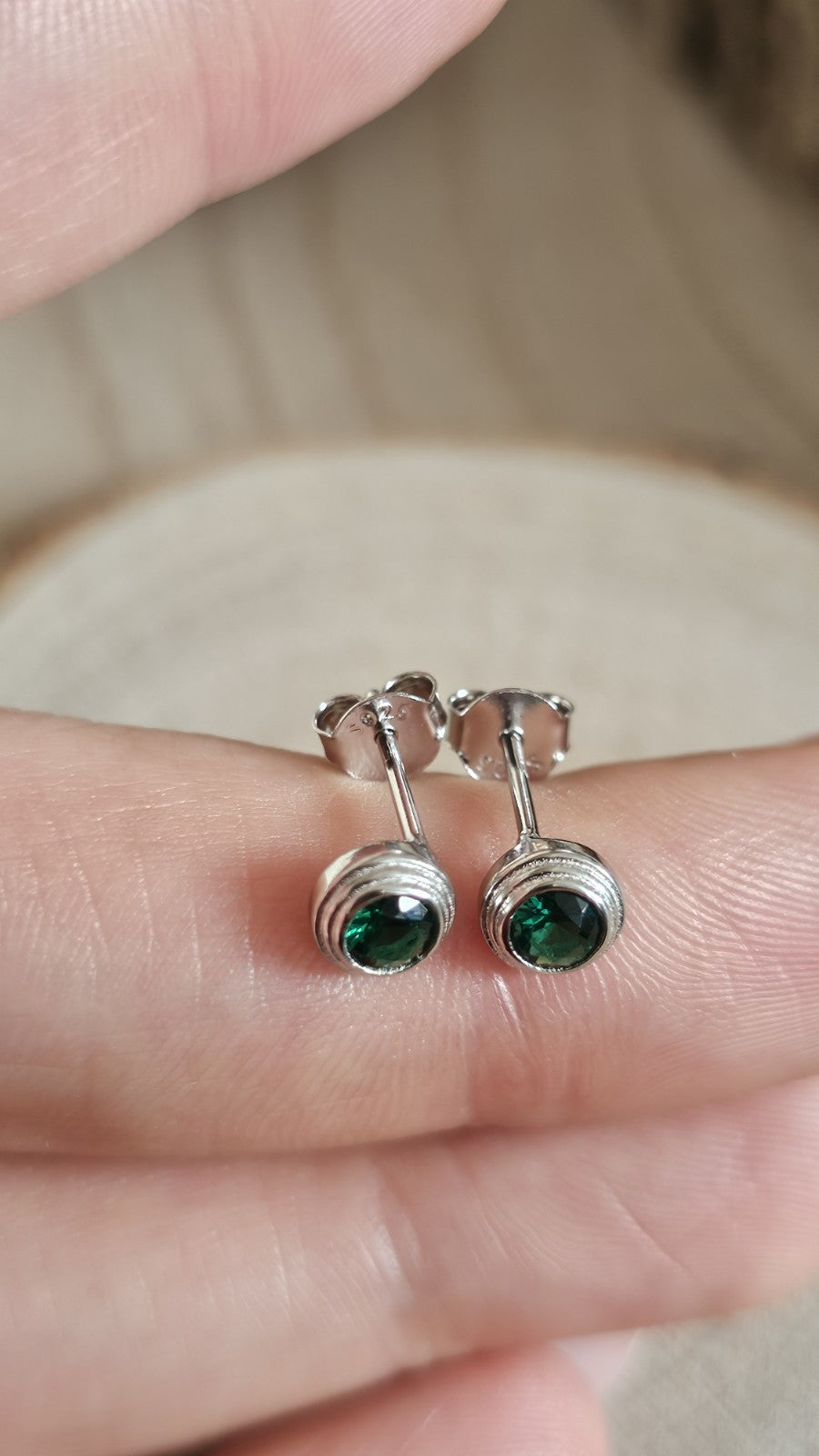 925 Sterling Silver Green CZ Stud Earrings 6mm Round Bezel Style New