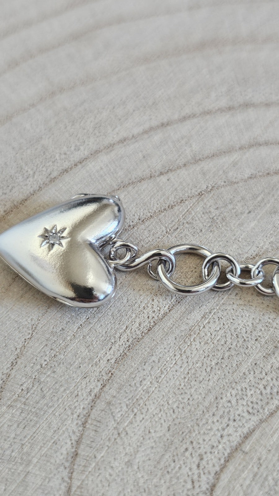 Hot Diamonds 925 Sterling Silver Heart Locket Diamond Bracelet 6.5–7”