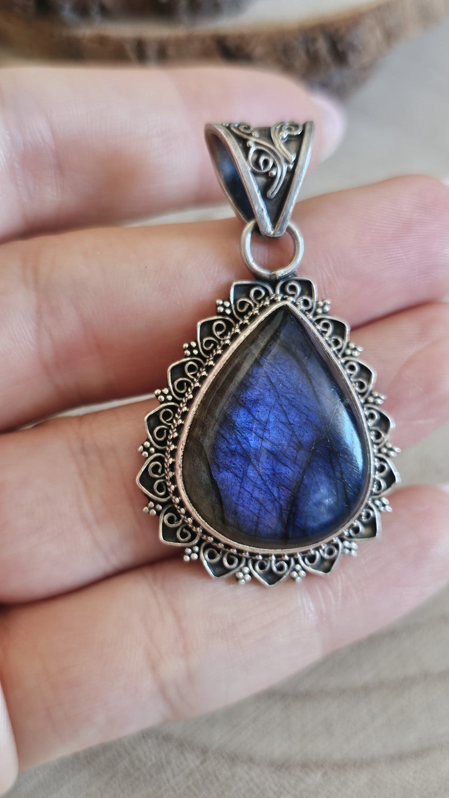 925 Sterling Silver Large Natural Labradorite Pendant Blue Flash 16.31g