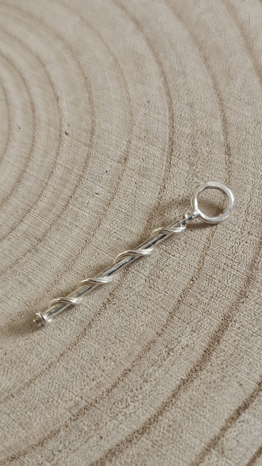 925 Sterling Silver Twisted Bar Pendant Charm 2.27g Stamped 925
