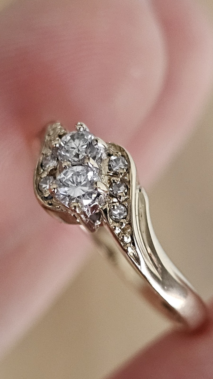 9ct Yellow Gold Natural Diamond Cross Over Ring  0.26ct Diamond Weight – Size N½