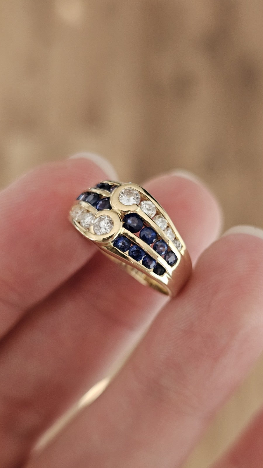 ​18ct Yellow Gold Natural Sapphire & Diamond Crossover Ring (1.50tcw) - Size M