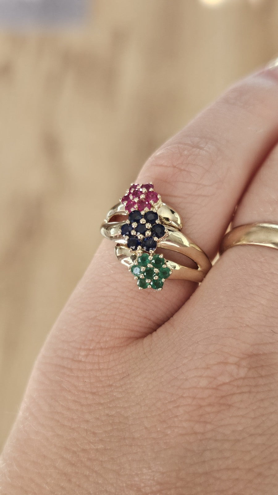 Vintage 9ct Yellow Gold Natural Ruby Sapphire & Emerald Cluster Ring – Size O 🌈