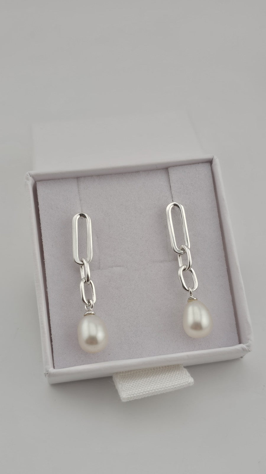 925 Sterling Silver Pearl Drop Dangle Earrings – New Boxed, 33mm length 
