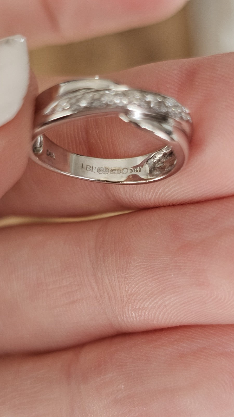 9ct White Gold Natural Diamond Set Crossover Wide Band Ring – Size H, Small Size