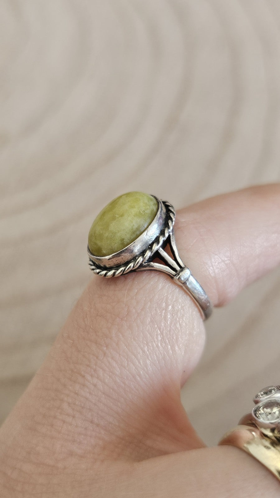 Vintage 925 Sterling Silver Connemara marble Celtic Ring Size L