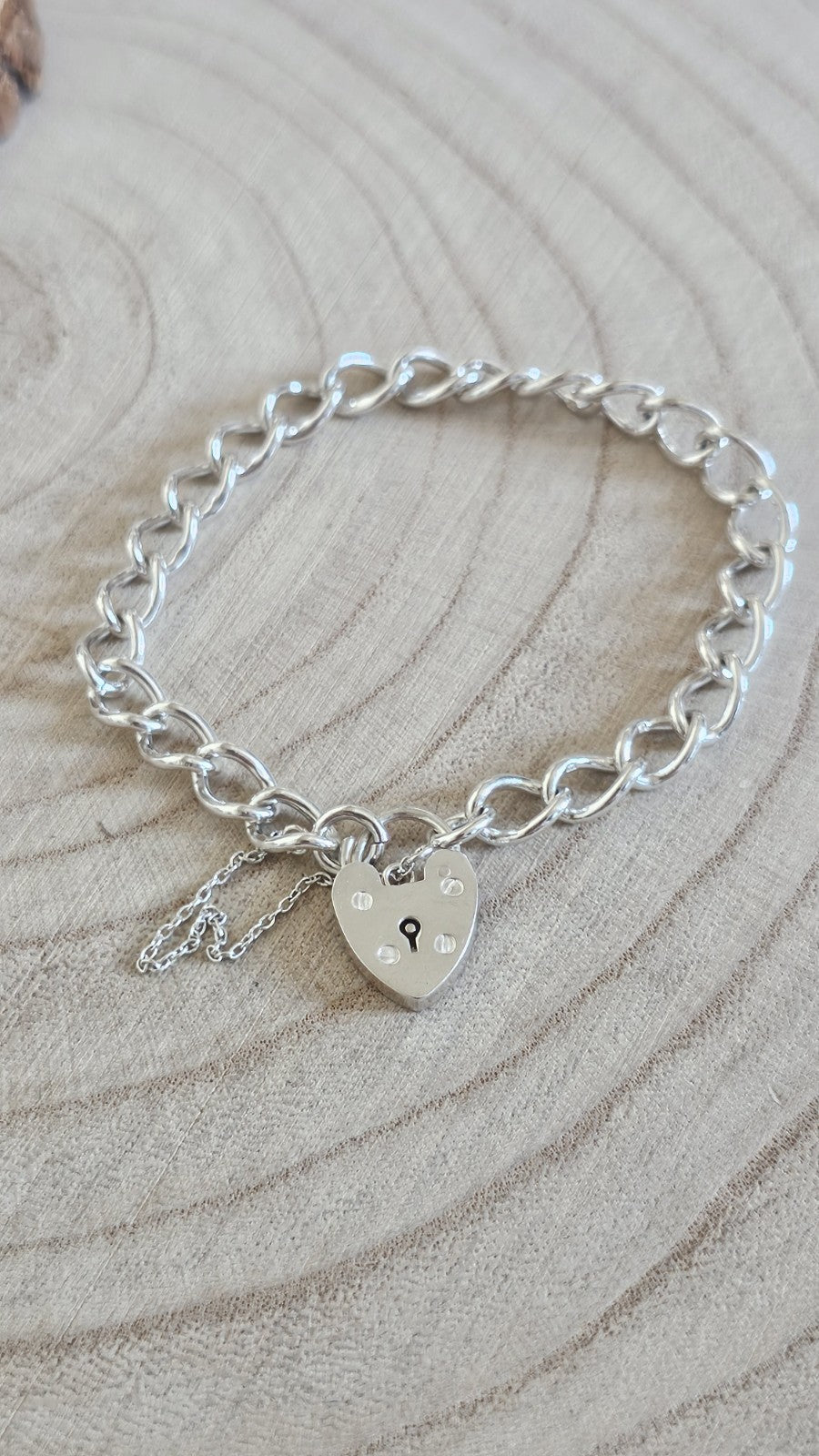 Vintage 1969 Sterling Silver Curb Bracelet Heart Padlock Hallmarked 14.38g