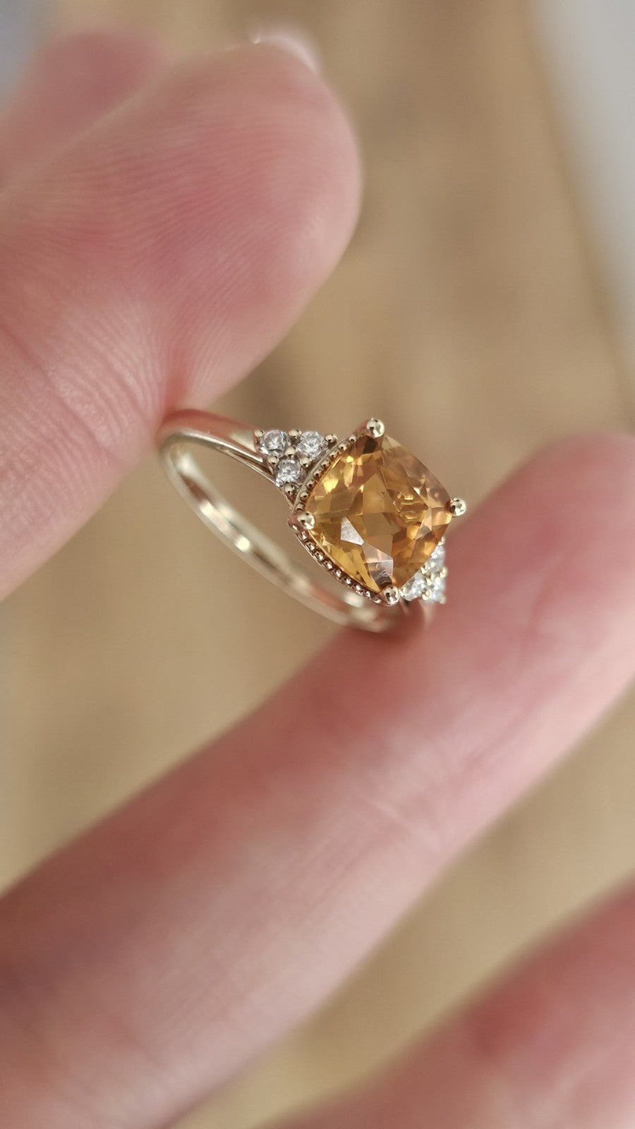 9ct Yellow Gold Natural Citrine & 0.13ct Diamond Ring Size K 1/2 Hallmarked