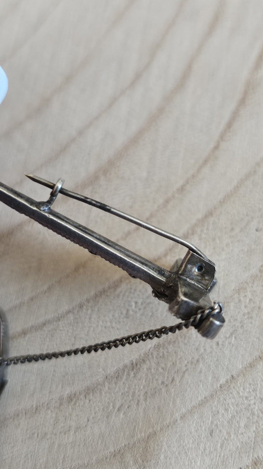 Antique Silver Sword Dagger Brooch Safety Chain Ornate Vintage Jewellery 5.17g