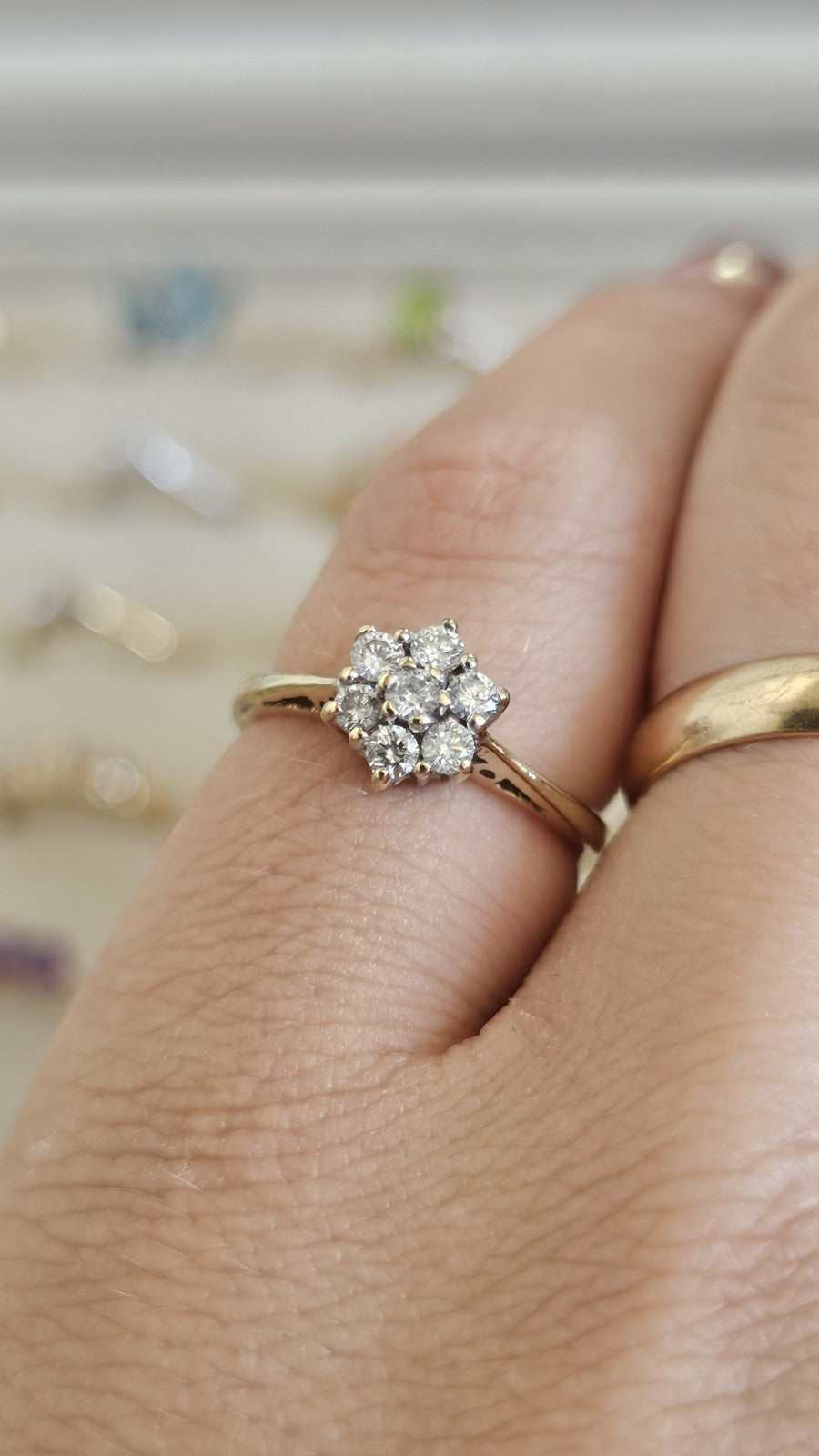 💎 9ct Yellow Gold 0.33ct Natural Diamond Cluster Ring , Size N 💛