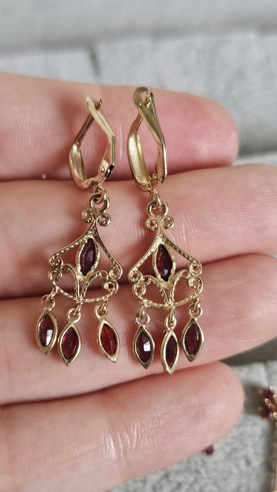 Vintage 9ct Yellow Gold Garnet Chandelier Drop Earrings 3.61g 41mm 375
