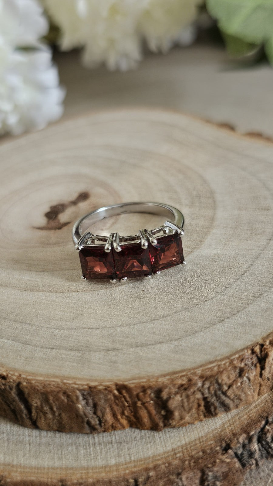 925 Sterling Silver Garnet Trilogy Ring Size N 1/2 TGGC 3.59g