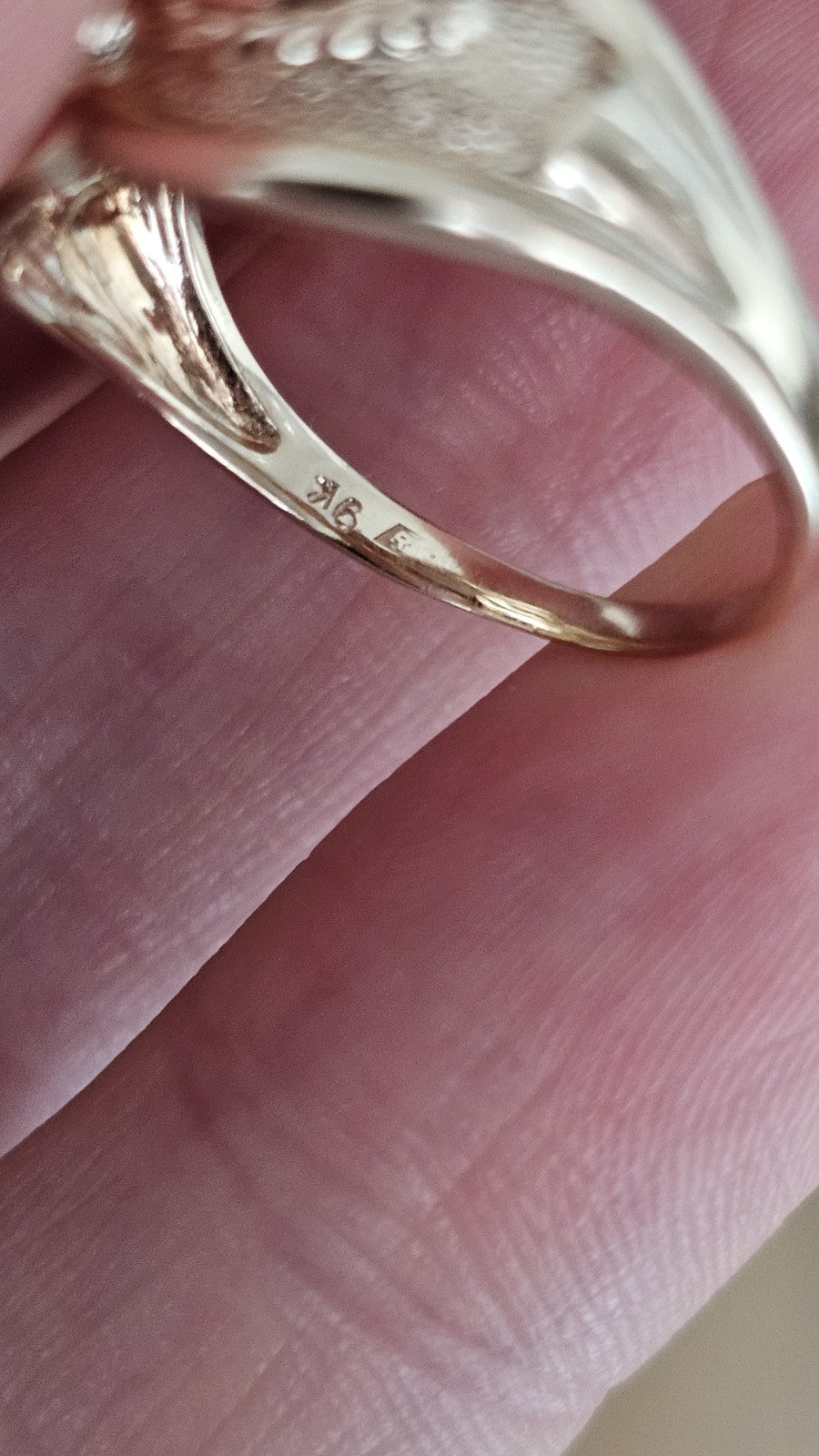 9ct Yellow Gold Amethyst Three Stone Statement Ring Size Q Hallmarked 3.60g