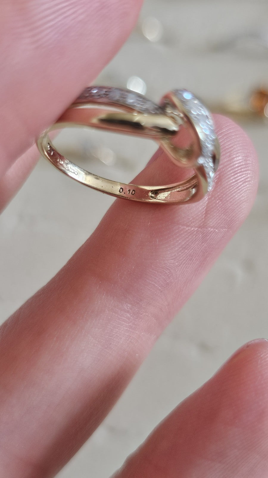 9ct Yellow Gold 0.10ct Diamond Crossover Ring Size N 1/2 Hallmarked 1.76g