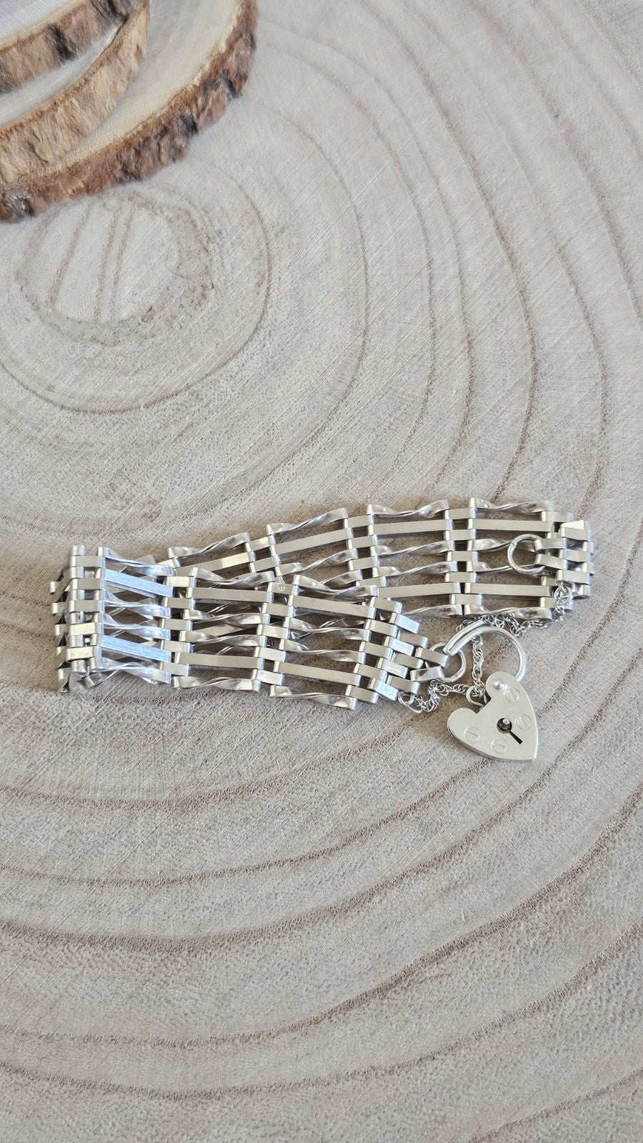 Vintage 1978 Sterling Silver Gate Bracelet Heart Padlock Hallmarked 7" 20.45g