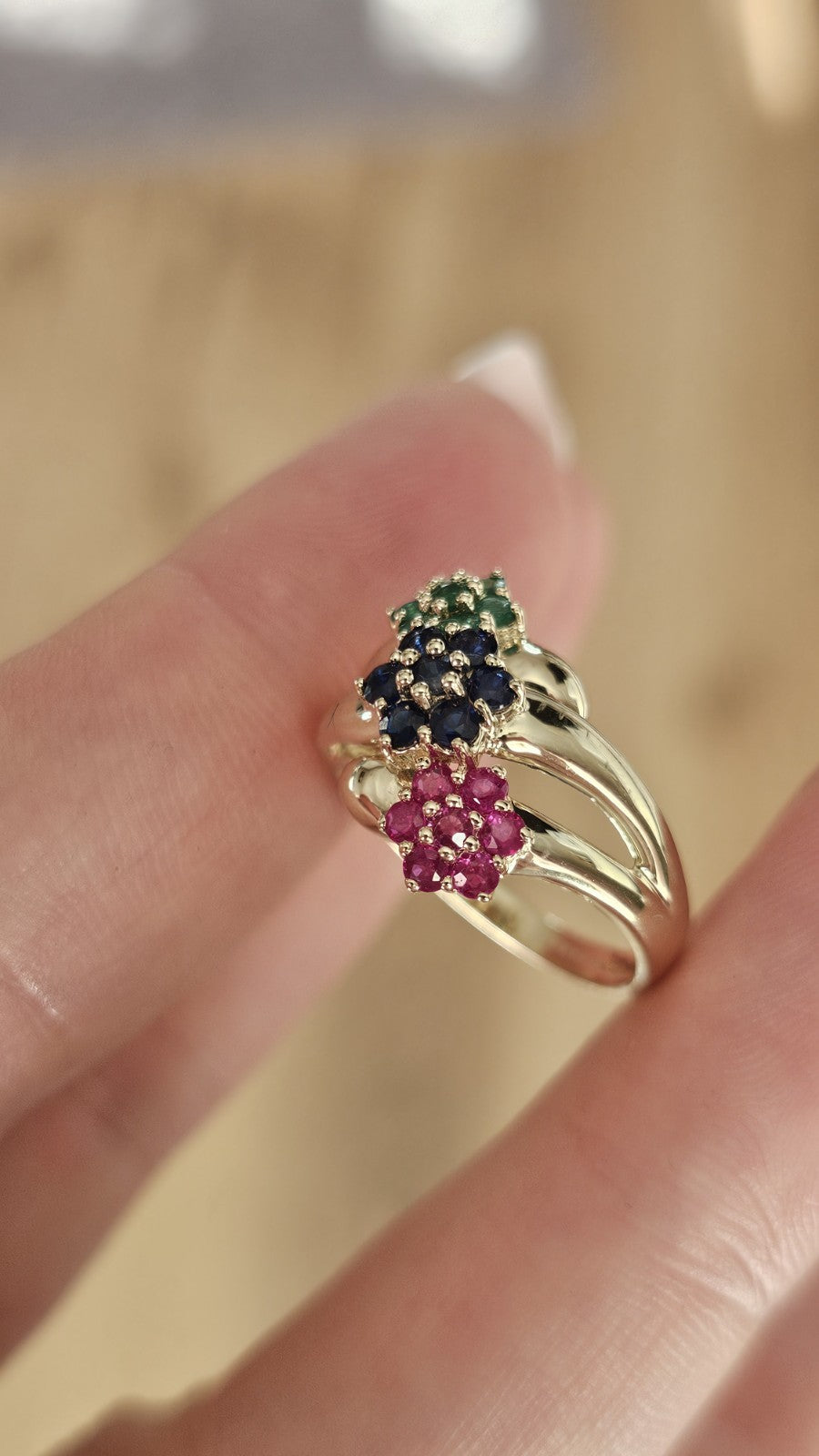 Vintage 9ct Yellow Gold Natural Ruby Sapphire & Emerald Cluster Ring – Size O 🌈