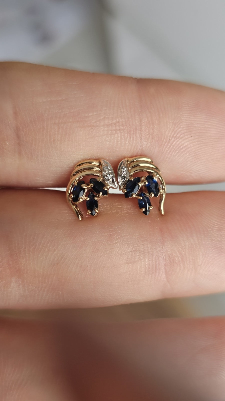 9ct Yellow Gold Natural Sapphire & Diamond Stud Earrings – Hallmarked
