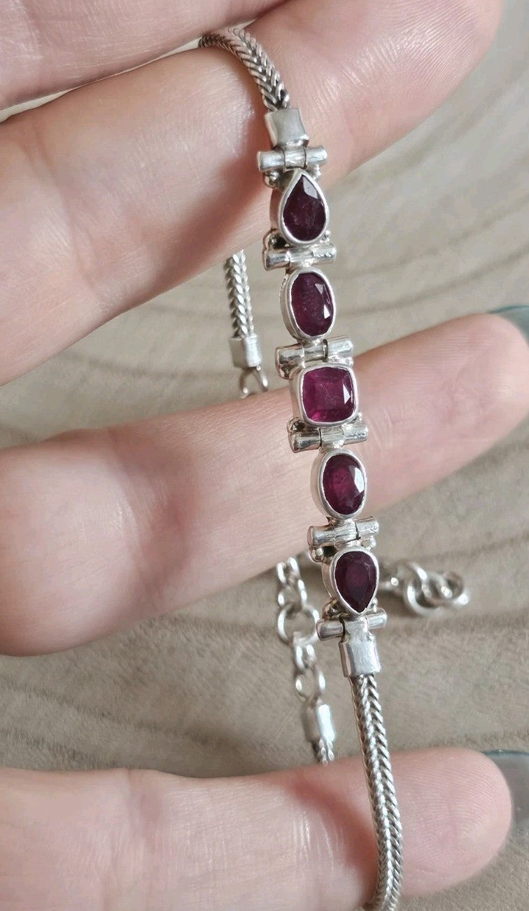 925 Sterling Silver Ruby Bracelet Adjustable 18–23cm 9.80g