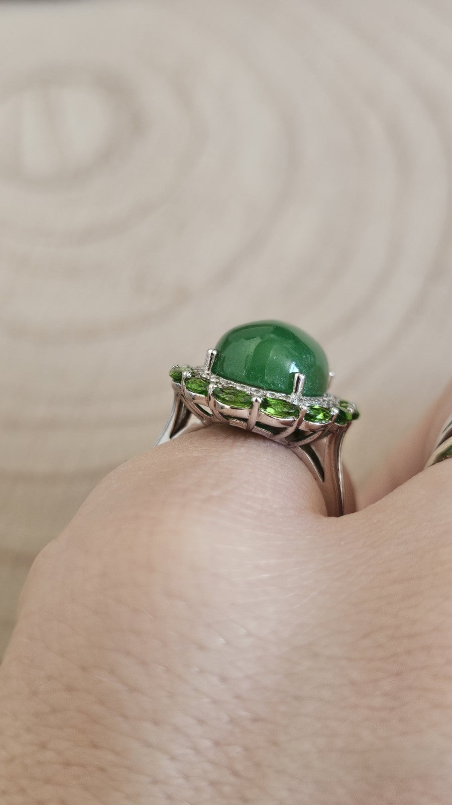 925 Sterling Silver Jade Peridot Green Gemstone Statement Ring Size O 1/2