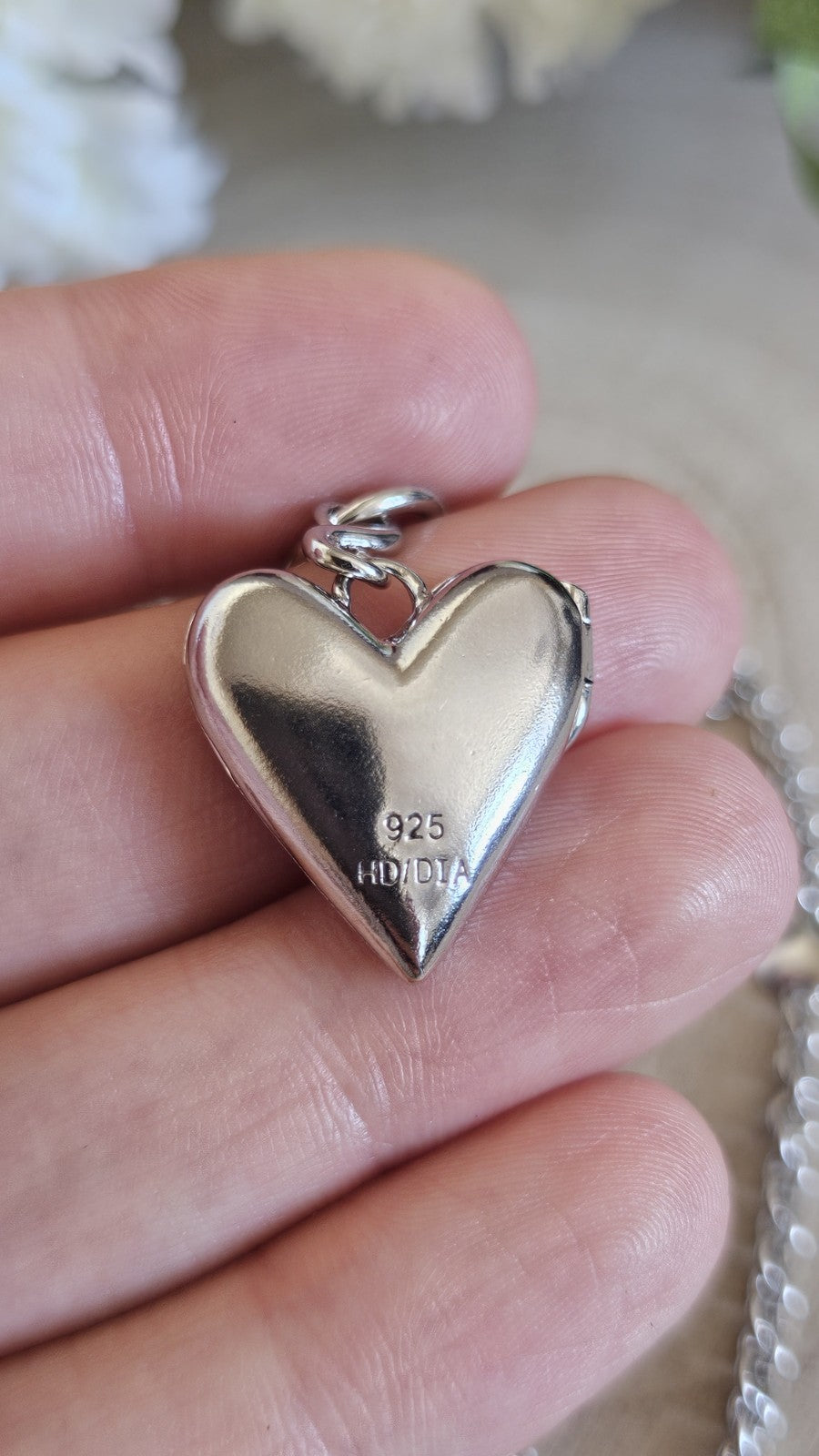 Hot Diamonds 925 Sterling Silver Heart Locket Diamond T-Bar Necklace 22–23"