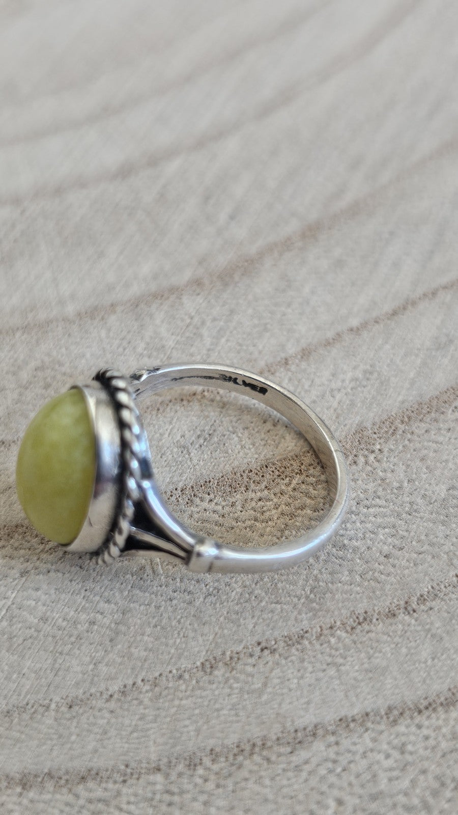 Vintage 925 Sterling Silver Connemara marble Celtic Ring Size L