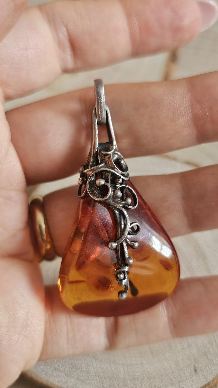 Vintage 925 Sterling Silver Large Amber Pendant Fully Hallmarked 16.46g