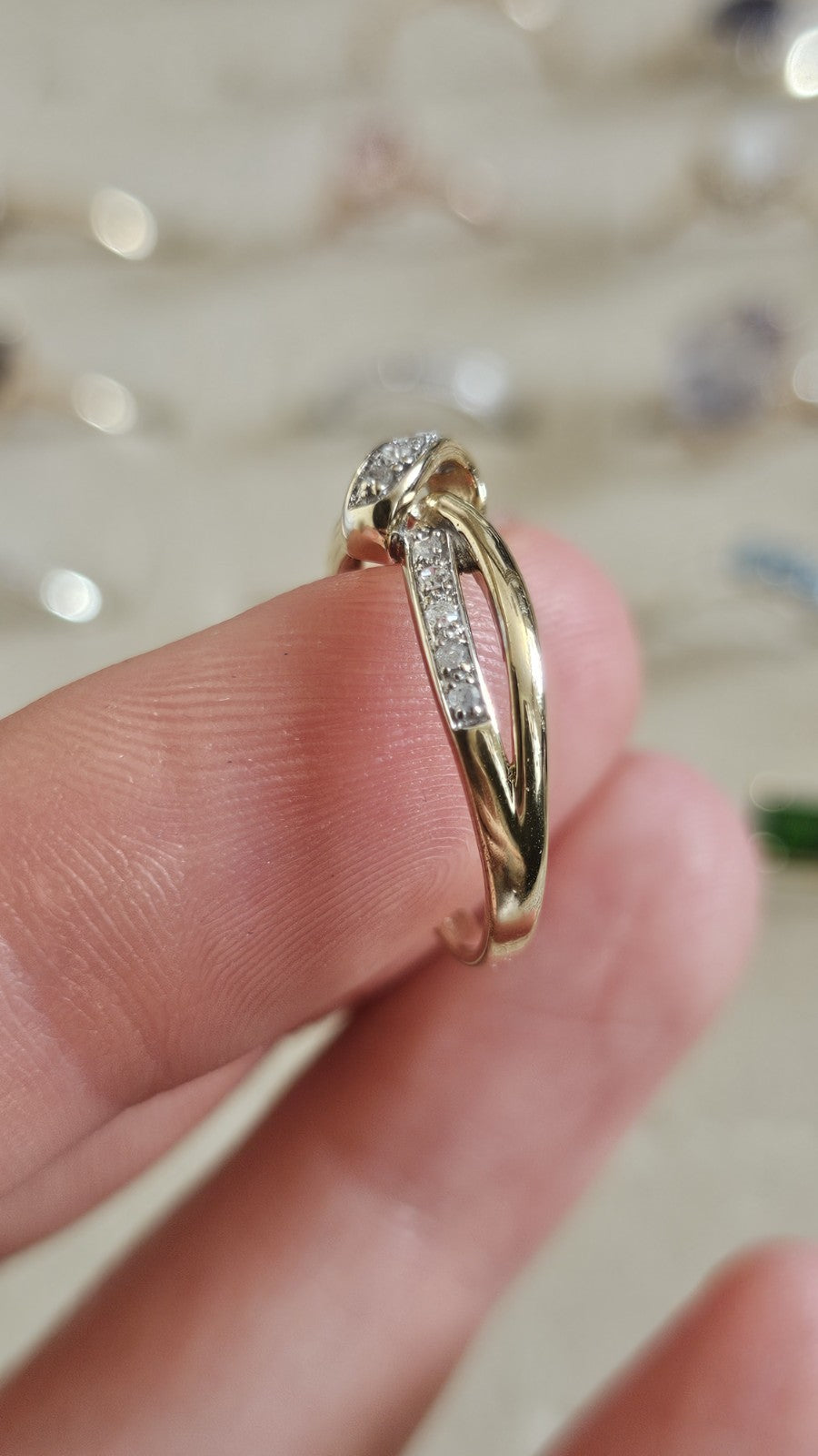 9ct Yellow Gold 0.10ct Diamond Crossover Ring Size N 1/2 Hallmarked 1.76g