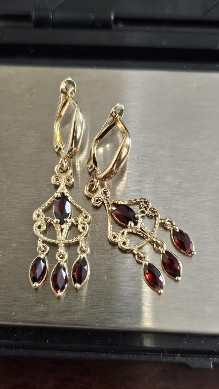 Vintage 9ct Yellow Gold Garnet Chandelier Drop Earrings 3.61g 41mm 375