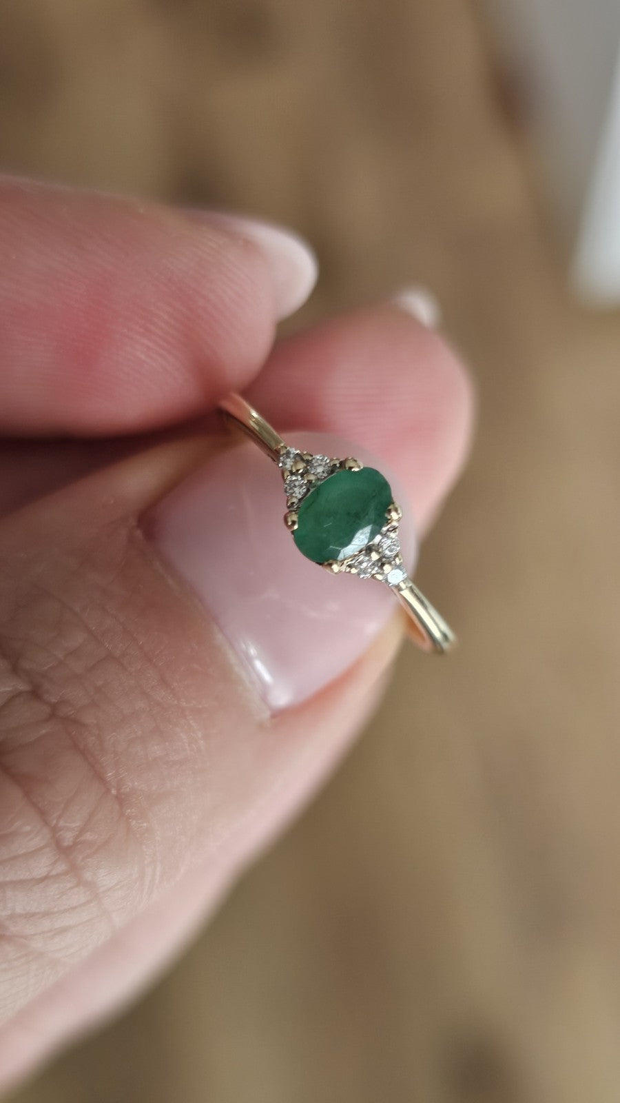9ct Yellow Gold Natural Emerald & Diamond Ring Size O 1/2 Hallmarked 1.81g