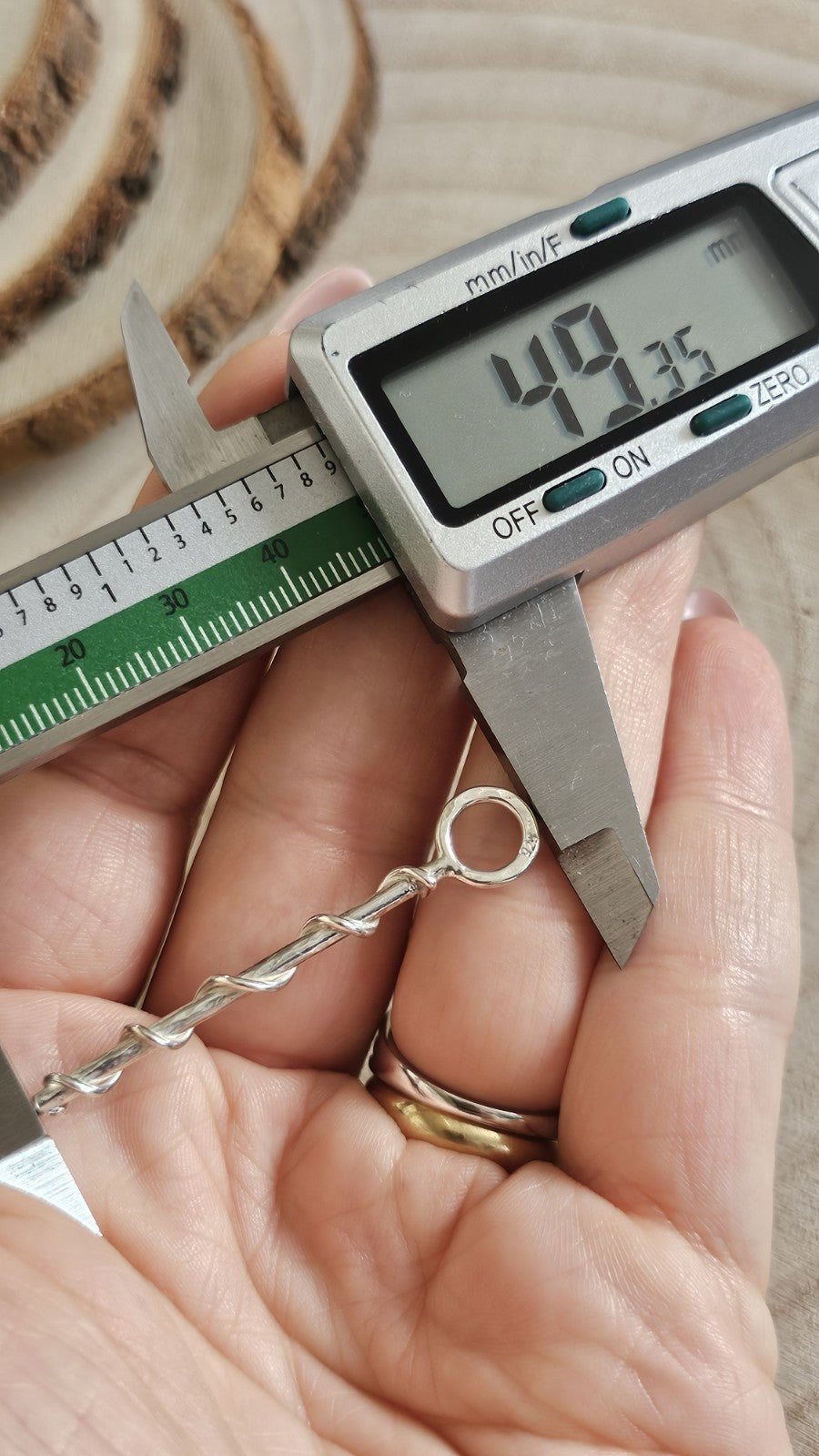 925 Sterling Silver Twisted Bar Pendant Charm 2.27g Stamped 925