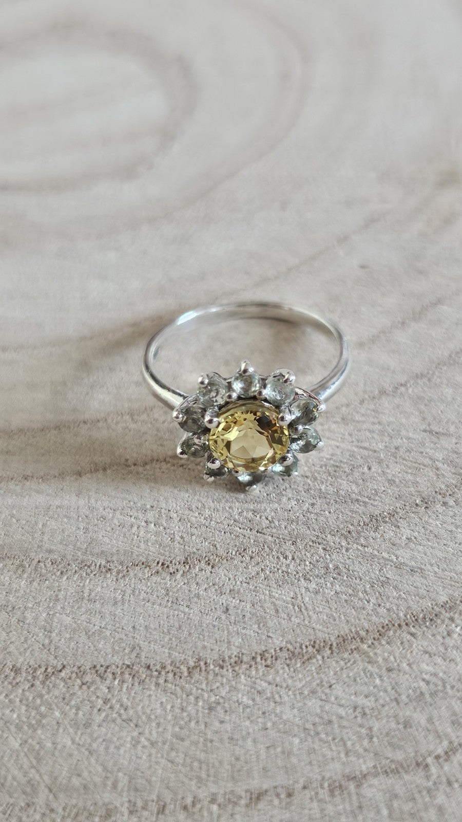 925 Sterling Silver Yellow Green Sapphire Cluster Ring TGGC Size J 1/2