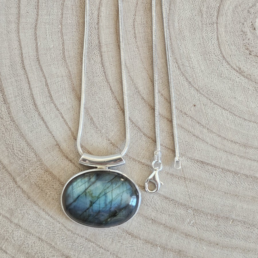 925 Sterling Silver Labradorite Pendant Necklace 20" Snake Chain 20.8g