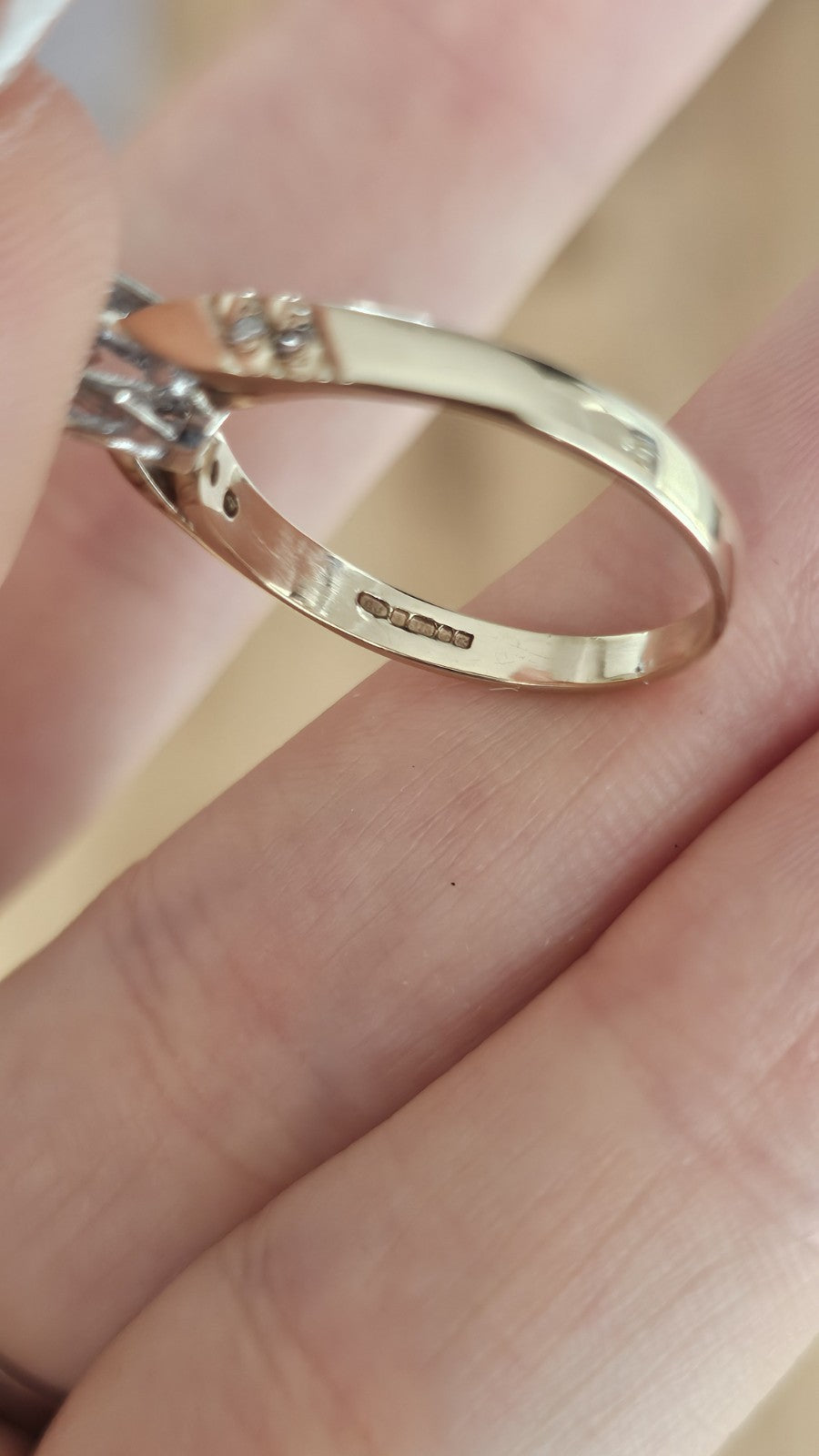 Vintage 9ct Yellow Gold 0.15ct Natural Diamond Illusion Set Ring Size Q 