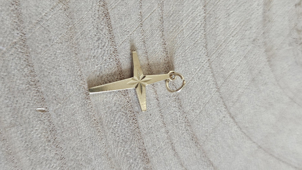 Vintage 1939 9ct Yellow Gold Cross Pendant Joseph Cook & Son Hallmarked 0.73g