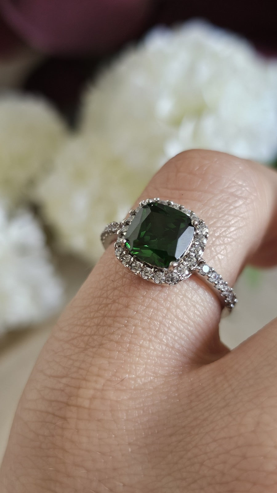 925 Sterling Silver Green CZ Halo Ring Size Q Cushion Cut 3.06g